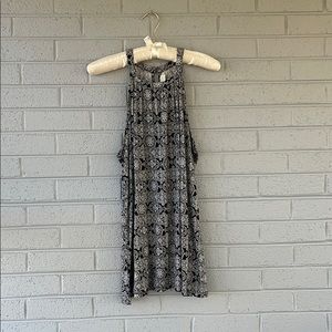 Loft sleeveless top